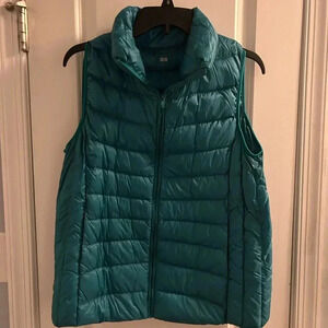 Uniqlo Women’s Puffer Vest